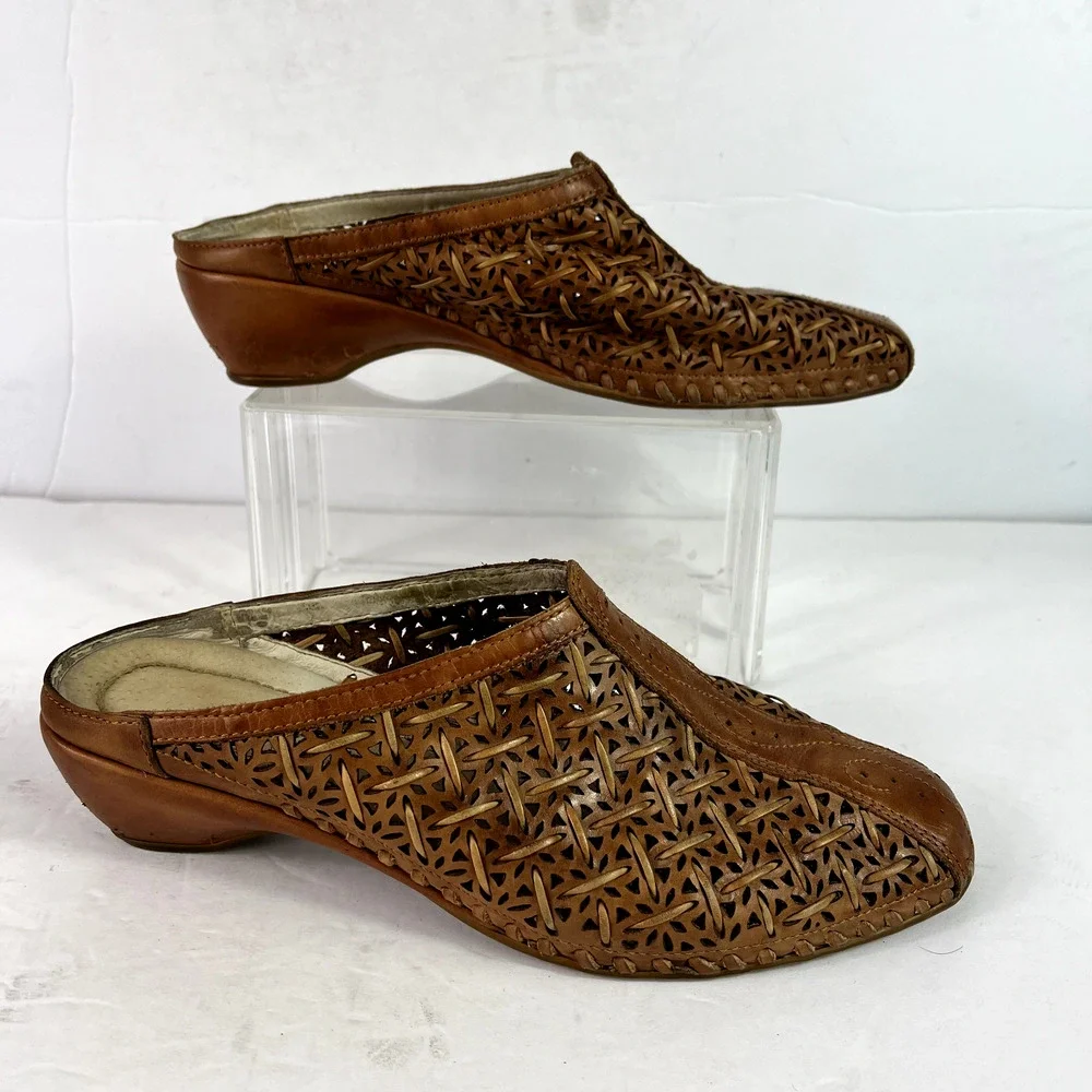 Pikolinos Shoes Womens 8 Mules Romana Brown Weave Leather Laser Cut